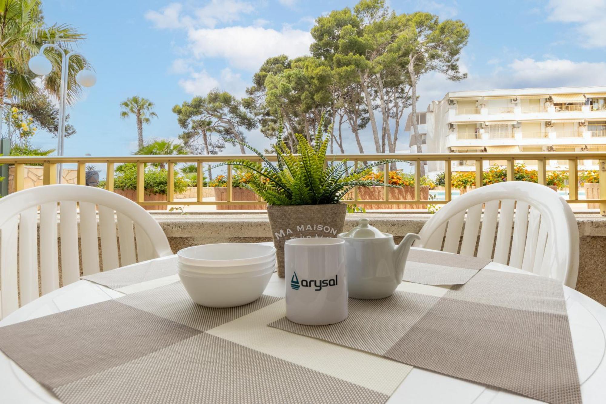 Internacional Arysal Apartment